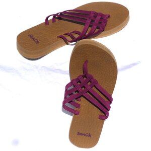 Sanuk Yoga Sandy Sandal, Size 6, Maroon Woven Strap